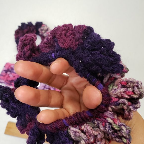 Woman's Handmade Crochet 2 Scrunchies and Flower Headband Purple Multicolor - Picture 7 of 11
